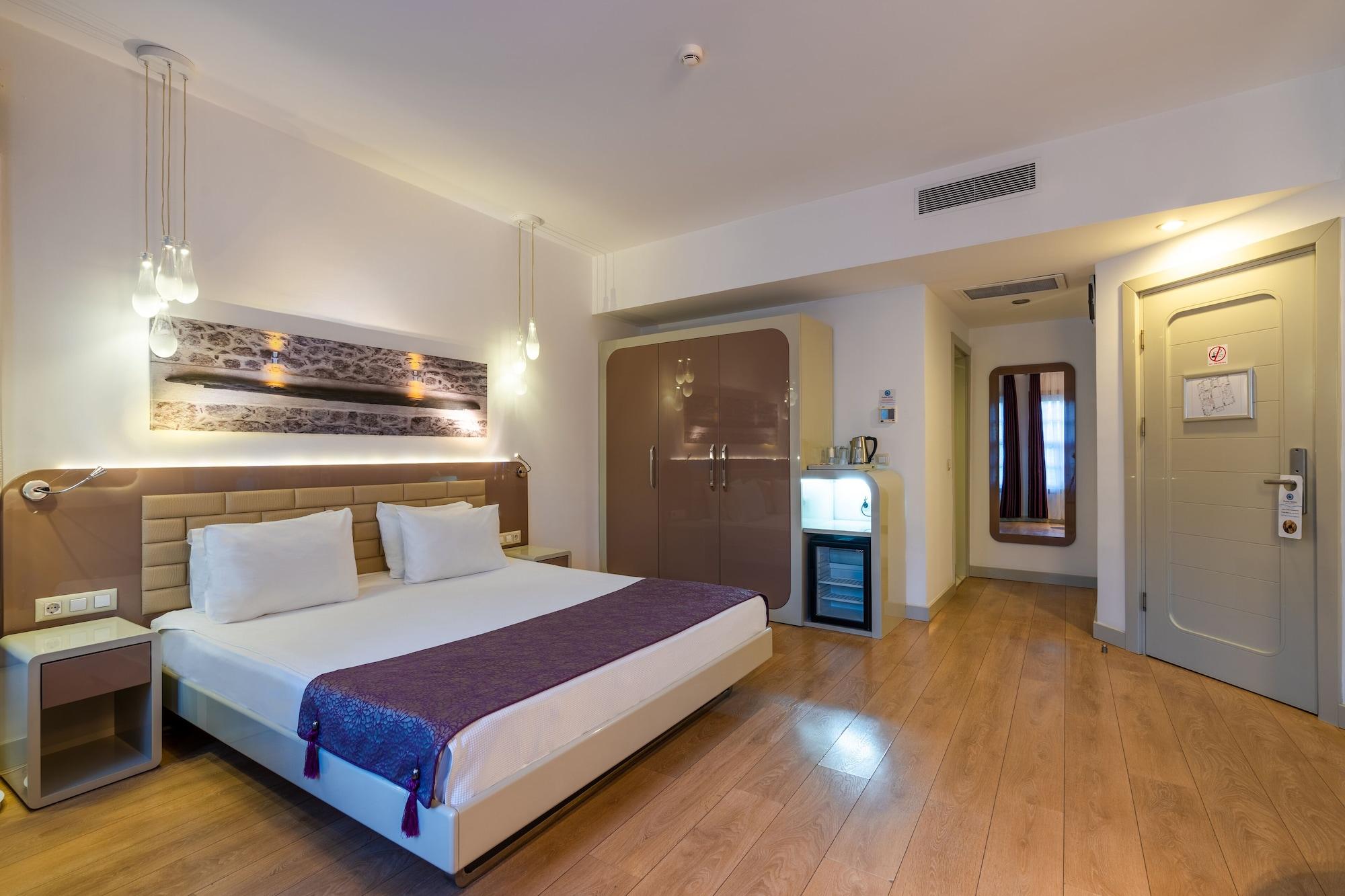 Puding Marina Hotel 3*